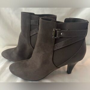 Karen Scott Dark Brown Heeled Boots